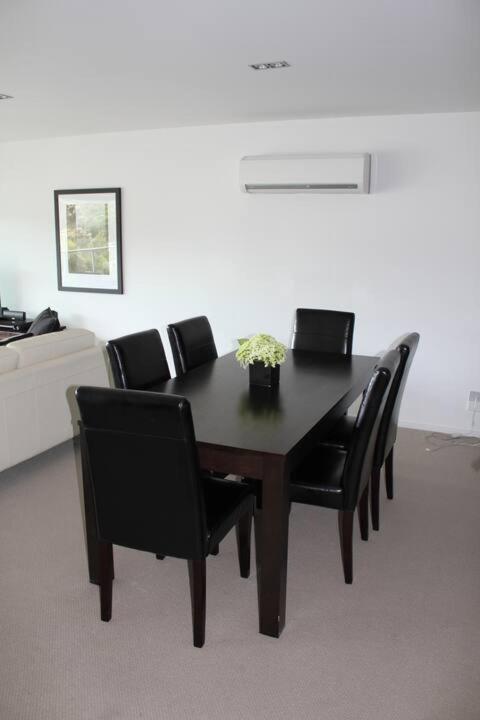 Pohutukawa Apartment بِكتون المظهر الخارجي الصورة